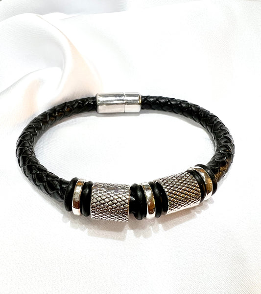 “Nicholas” Men’s Leather Bracelet