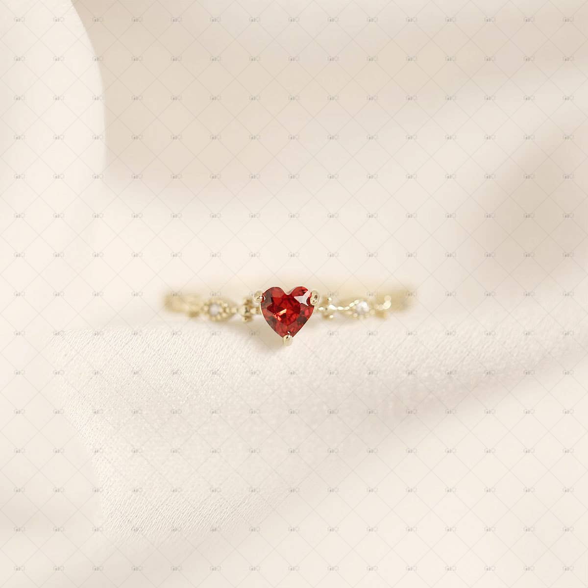 S925 Silver 14k Gold Plated Heart Shape Artificial Ruby Ring