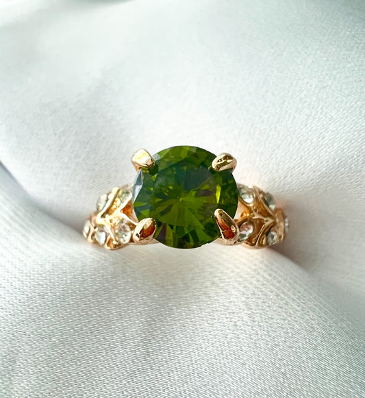 “Jade” Green Stone Ring