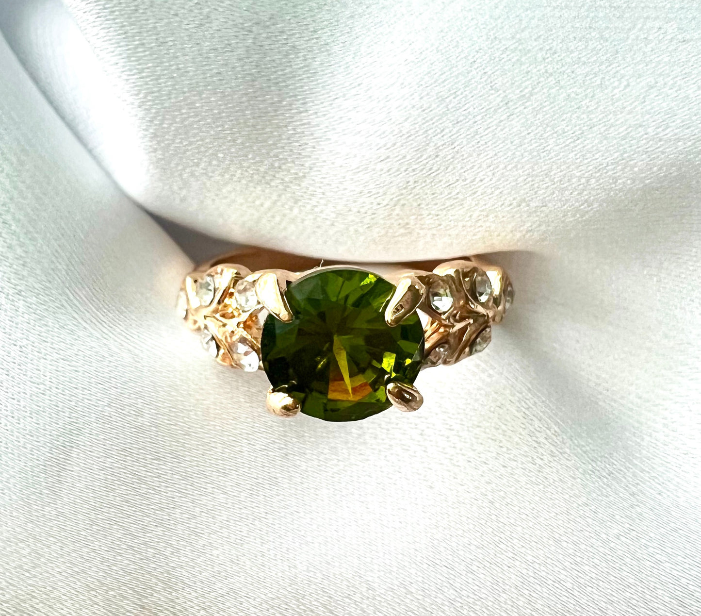 “Jade” Green Stone Ring